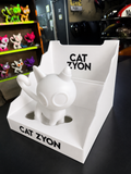 Display Box Cat Zyon em MDF – Caixa Expositora Opcional