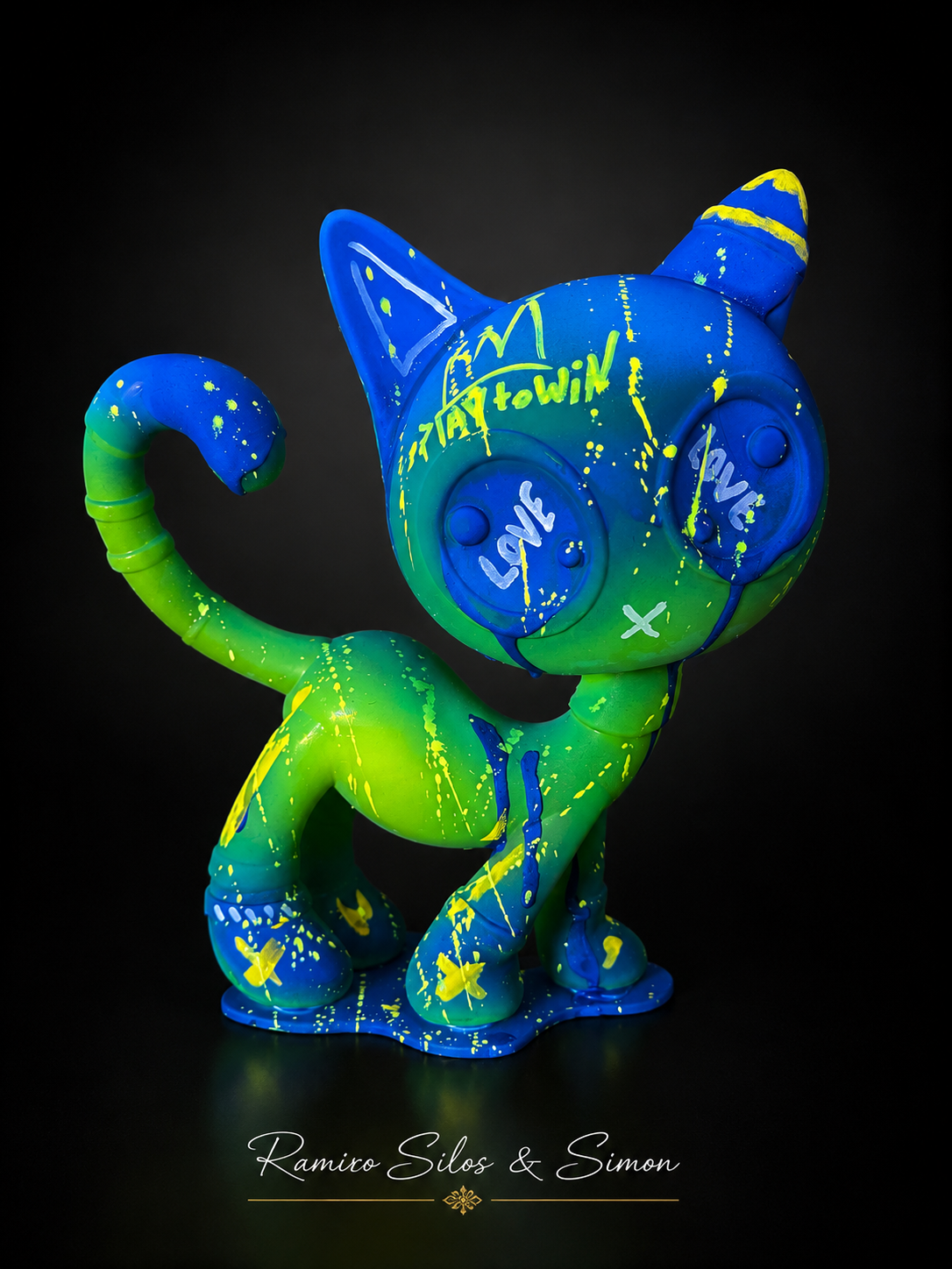 Cat Zyon "Play to Win" – Escultura Premium Neon UV | Edição Colecionável