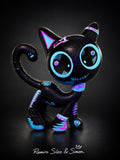 Escultura Cat Zyon Black Neon 25 cm – Polipropileno Maciço | Peça Única Pintada à Mão
